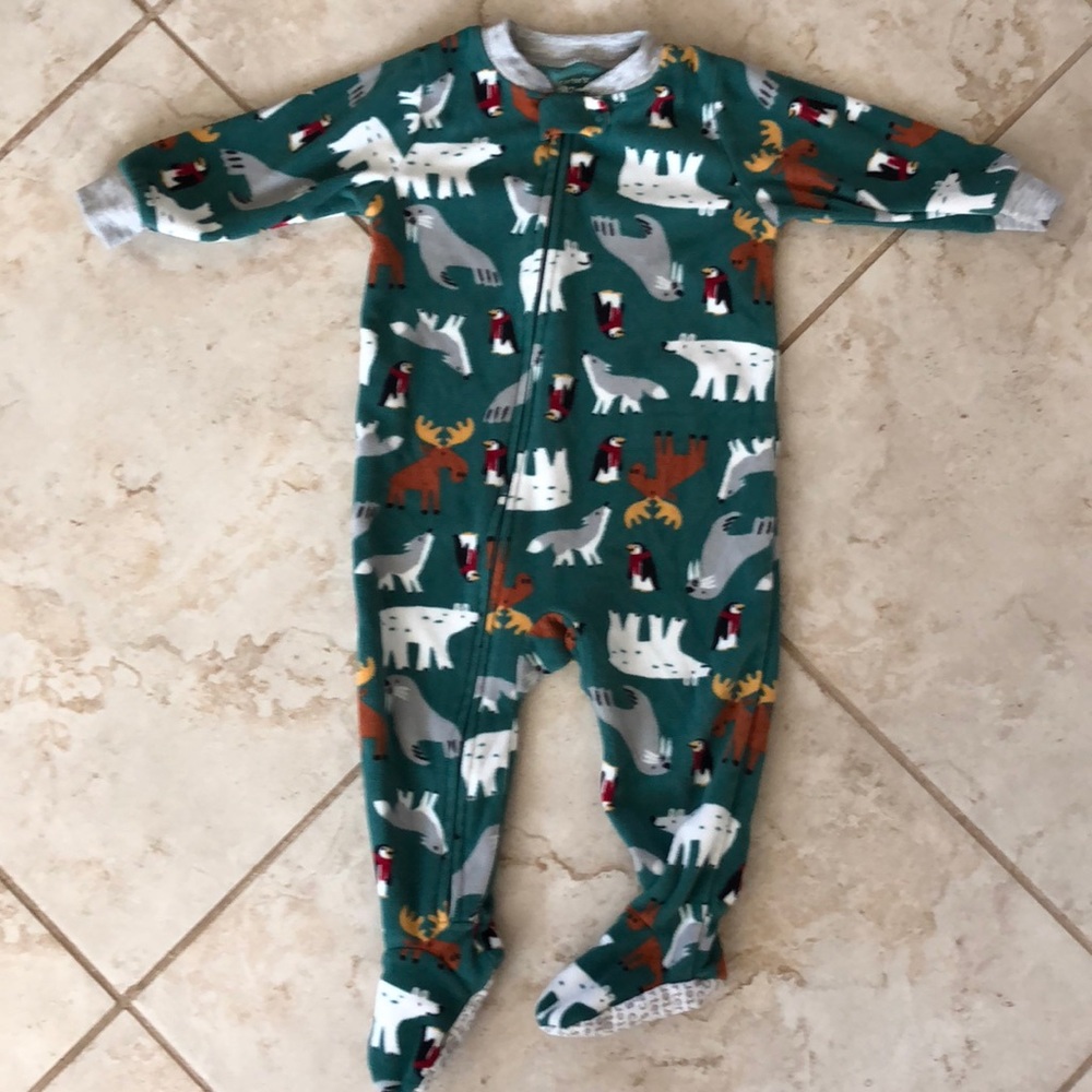 Warm PJ bundle - Picture 3 of 8